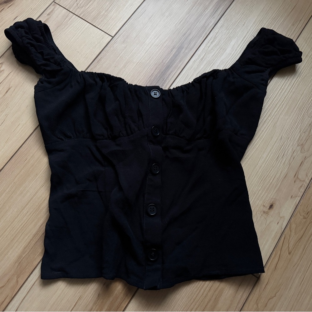 Black Off-Shoulder Reformation top